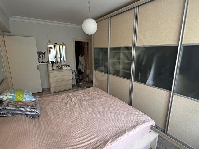 KABİL CAD YAKINI 3+1 140 LÜX YAPILI KÖŞE BİNA KÖŞE DAİRE PARK MANZARALI ARAKATTA GENİŞ KULLANIŞLI ** - Görsel 5