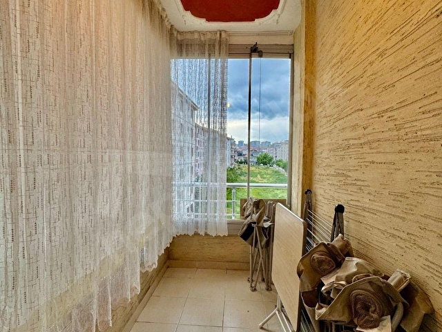 ÖZGÜL EMLAKtan MERKEZİ KONUMDA  KİLERLİ FULL YAPILI MASRAFSIZ ORTA KAT 3+1 DAİRE - Görsel 16
