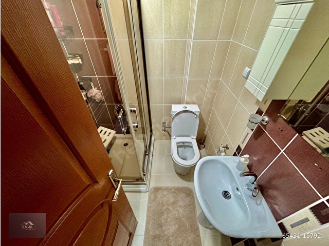 ÖZGÜL EMLAKtan MERKEZİ KONUMDA  KİLERLİ FULL YAPILI MASRAFSIZ ORTA KAT 3+1 DAİRE - Görsel 25