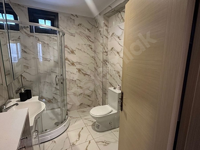 YEDİTEPE ÜNİVERSİTESİ LOKASYONUNDA 1+1 KİRALIK EŞYALI DAİRE - Görsel 12