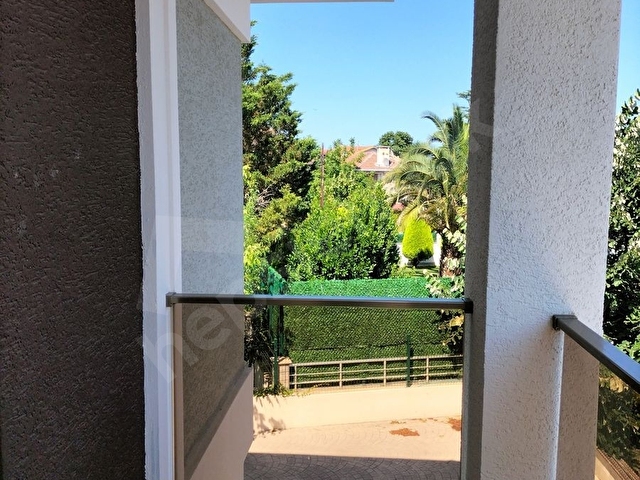 KUMBABA DA DENİZE VE PLAJA YAKIN HAVUZLU 225m2 5+1 SATILIK VİLLA - Görsel 28