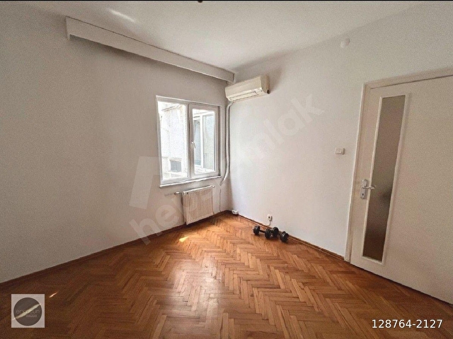 ERKUTUNDAN, HÜSREVGEREDE CADDESİ ÜSTÜ 3+1 KİRALIK DAİRE - Görsel 22