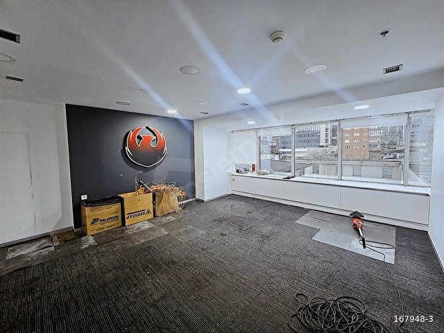 Maslak Polaris Plazada Boş Taşınmaya Hazır 250 M2 Plaza Katı - Görsel 10