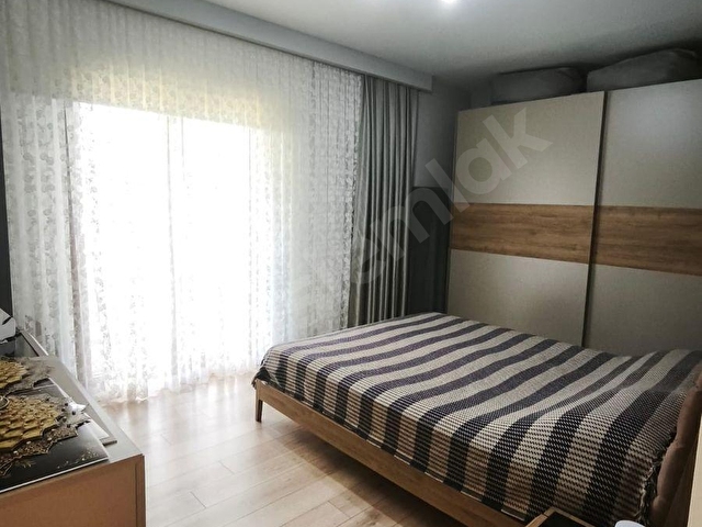 CUMHURİYET MAHALLESİNDE, HAVUZ MANZARALI, 2+1 FIRSAT DAİRE - Görsel 23