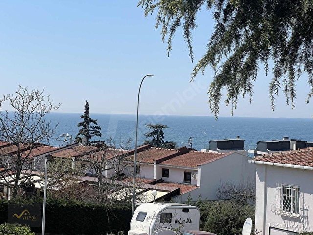 VİZYON EMLAKTAN SİTE İÇİ DENİZ MANZARALI 1+1 TERASLI DAİRE - Görsel 2