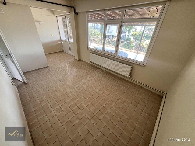 VİZYON EMLAKTAN SİTE İÇİ DENİZ MANZARALI 1+1 TERASLI DAİRE - Görsel 4