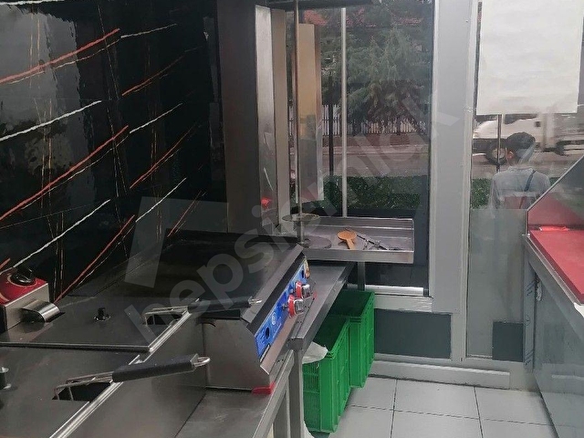 ASYA EMLAKTAN DEVREN KİRALIK İŞLEK CADDEDE DÖNER DÜKKANI - Görsel 9