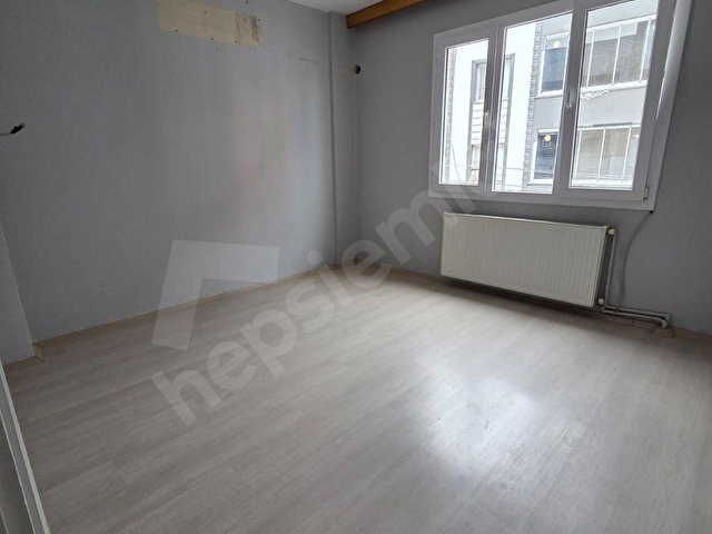 Reşatbey Mah. ara kat kiralık daire - Görsel 4