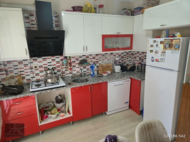 Adaplatinden Bilecik Merkezde garaj üstü 85m2 kiracılı 2+1 daire - Görsel 15
