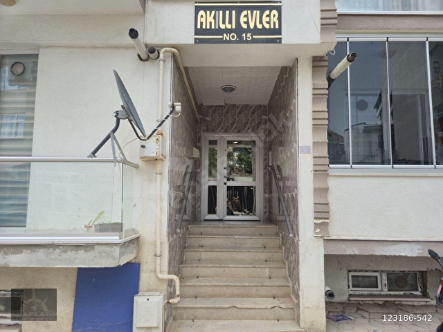 Adaplatinden Bilecik Merkezde garaj üstü 85m2 kiracılı 2+1 daire - Görsel 5