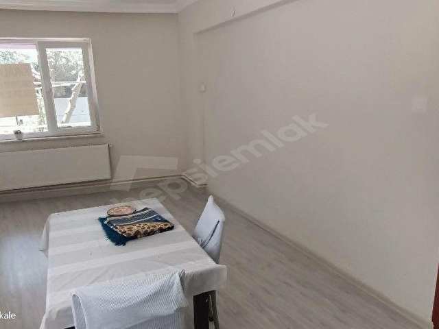 ÇANAKKALE ESENLER MAHALLESİNDE KİRALIK 2+1 DAİRE - Görsel 4