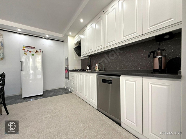 GÜLEMDEN KARAHASANLIDA 3+1 175m2 GENİŞ LÜKS DAİRE - Görsel 6
