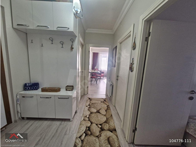 GÖZTEPE MAH.  KOMBİLİ- 2+1 -  90 M2 BAKIMLI  ARA KAT DAİRE - Görsel 2