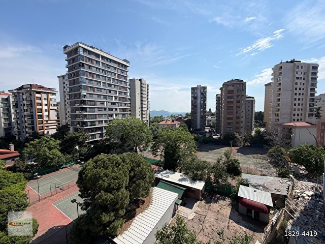 CADDEBOSTAN PLAJYOLUNDA KATTA TEK DENİZ MANZARALI 3+1 KİRALIK - Görsel 2