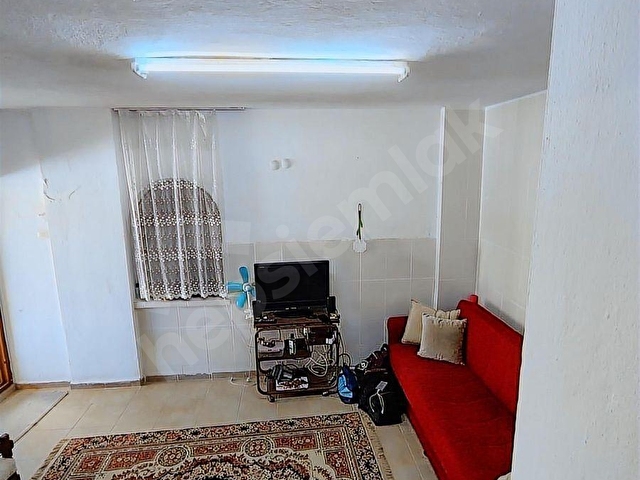 ÇEŞME GERMİYAN BURCU SİTESİNDE İKİ BAHÇELİ DUBLEKS YAZLIK - Görsel 30