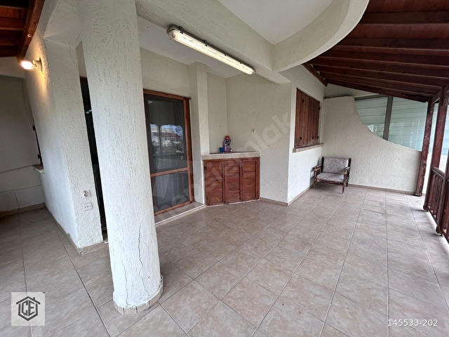 ÇEŞME GERMİYAN BURCU SİTESİNDE İKİ BAHÇELİ DUBLEKS YAZLIK - Görsel 26