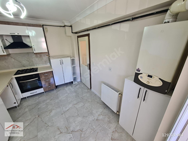YENİKENTTE GENİŞ VE KULLANIŞLI YAPILI MERKEZİ KONUM FIRSAT 3+1! - Görsel 3
