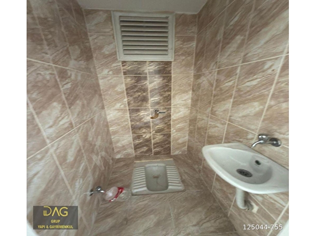 DAĞ YAPIDAN MERKEZİ KONUM CADDEYE KOMŞU 2+1 SATILIK DAİRE! - Görsel 21