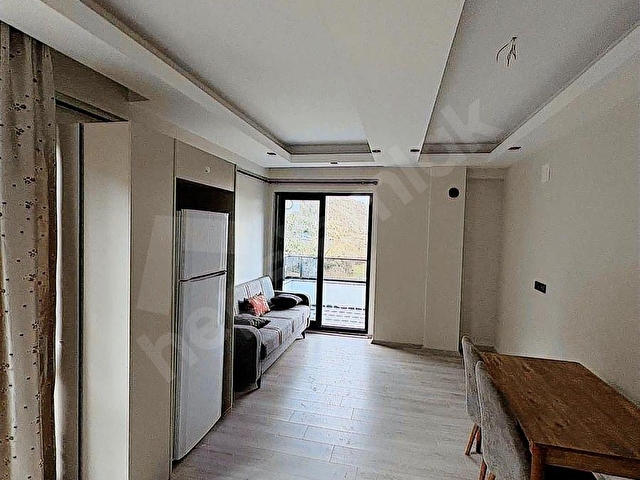 ATAKUM İNCESUDA HAVUZLU SİTEDE ,DOĞADA EŞYALI 1+1 - Görsel 30