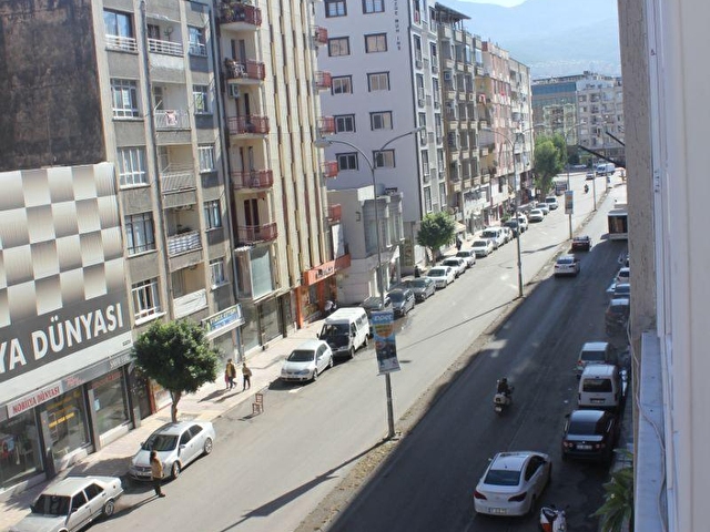 Hatay Iskenderun Fener Caddesi Uzerinde 3 1 Kiralik Daire 87617 350 Hurriyet Emlak
