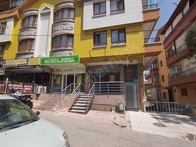 KEÇİÖREN YUNUS EMRE CADDSİNDE KİRALIK 750m2 DEPO