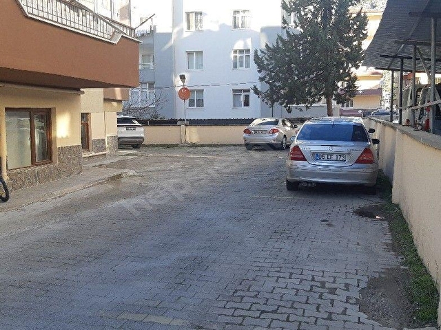 ÇAKMAK EMLAK,AMASYA/MERKEZ B.İÇİ 3+1DOĞ+KOMBİ+ASANSÖR - Görsel 16