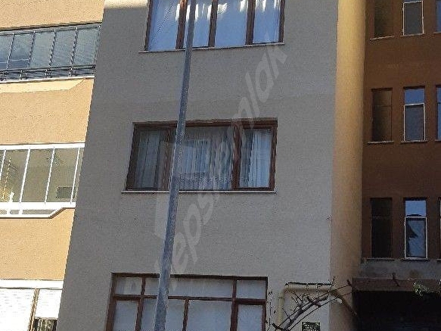 ÇAKMAK EMLAK,AMASYA/MERKEZ B.İÇİ 3+1DOĞ+KOMBİ+ASANSÖR - Görsel 9