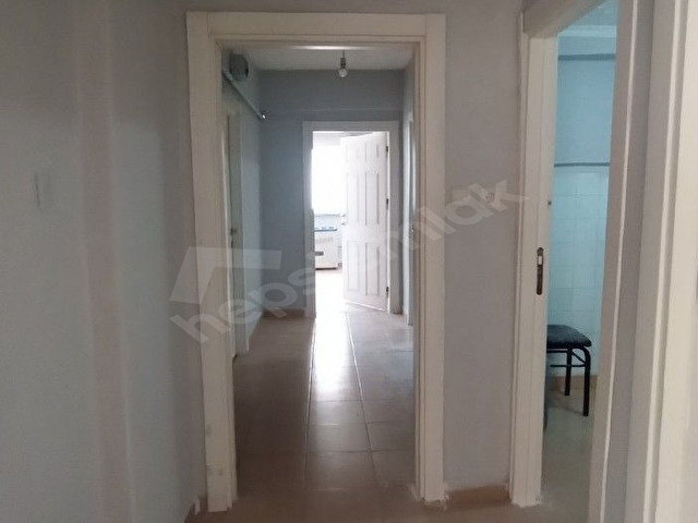 BAĞCILAR MERKEZ DE ASANSÖRLÜ KAT MÜLKİYETLİ SATILIK DAİRE - Görsel 4