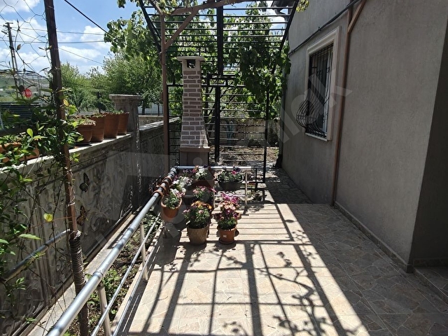 Gesi Saglık Da Bakımlı Meskenlı Aranılan Bahçeli ev - Görsel 4