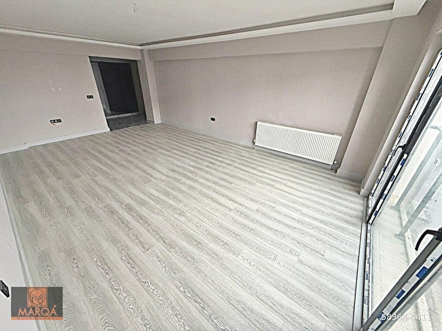 OVACIK SİTE DAİRESİ ! 4+1 TERAS BALKONLU MANZARALI 200M2 FIRSAT - Görsel 9
