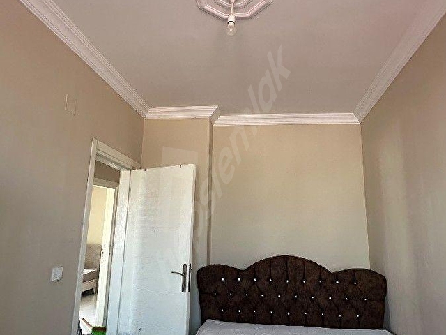 Pirireis mah.sahile yakın yeni bina 2+1 eşyalı asansörlü .mükemmel konumda daire kiralıktır - Görsel 4