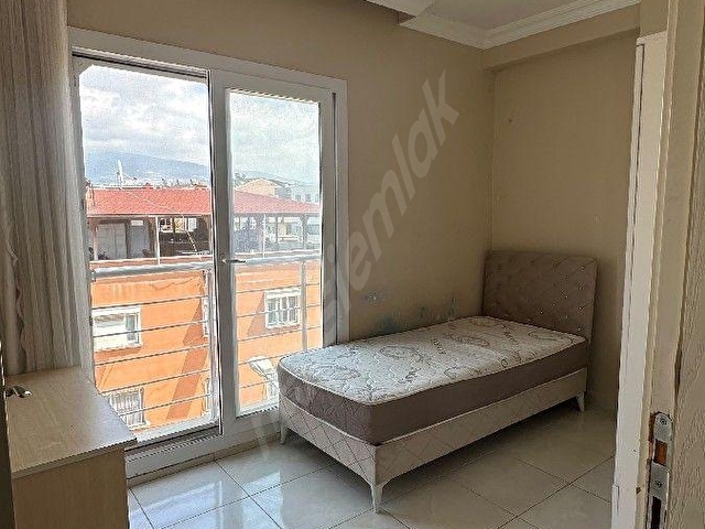 Pirireis mah.sahile yakın yeni bina 2+1 eşyalı asansörlü .mükemmel konumda daire kiralıktır - Görsel 7