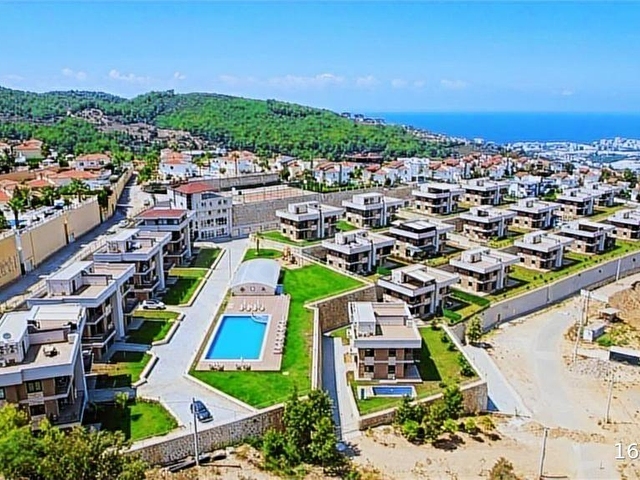 Kargıcak Avocado Villalarında 3+1 Triplex Villa