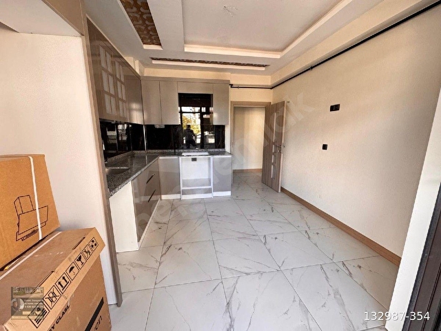 🏡 UZUNHARMANLAR MAHALLESİ’NDE SİTE İÇERİSİNDE 3+1 YÜKSEK GİRİŞ LÜKS DAİRE - Görsel 2