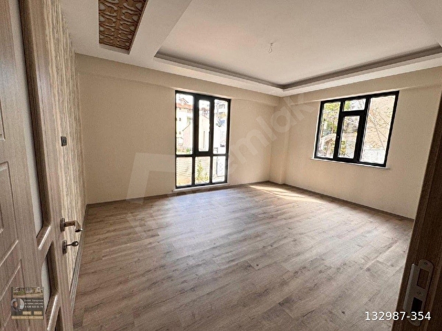 🏡 UZUNHARMANLAR MAHALLESİ’NDE SİTE İÇERİSİNDE 3+1 YÜKSEK GİRİŞ LÜKS DAİRE - Görsel 7