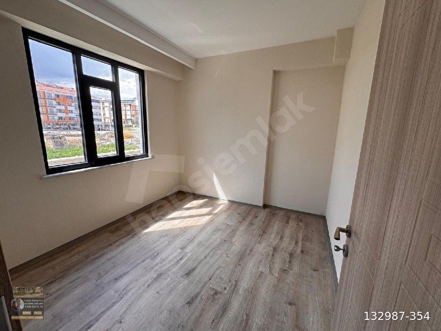 🏡 UZUNHARMANLAR MAHALLESİ’NDE SİTE İÇERİSİNDE 3+1 YÜKSEK GİRİŞ LÜKS DAİRE - Görsel 20