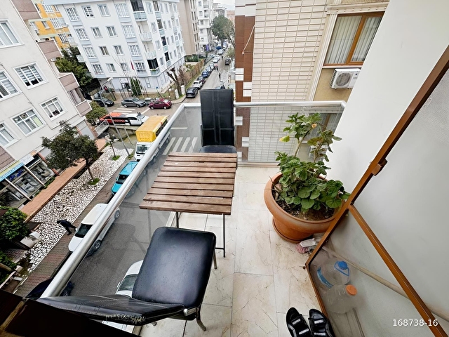 PINARDAN MARMARAYA YÜRÜME,ARA KAT, ÇİFT BALKON,GENİŞ 2+1 DAİRE - Görsel 4