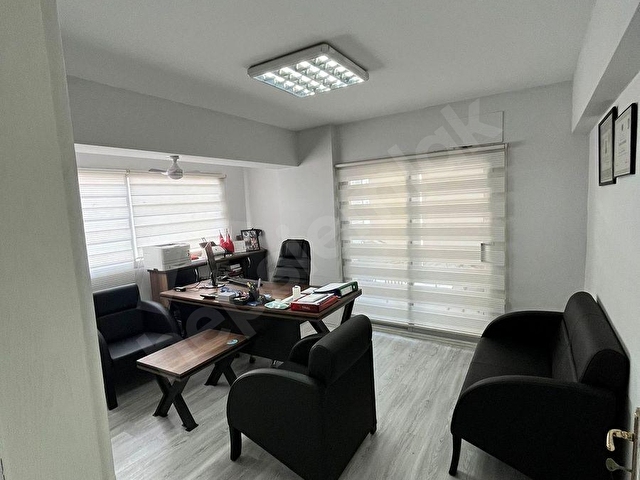 Duru dan İzmir Bayraklı da Eşyalı Kiralık Ofis/İşyeri - Görsel 4