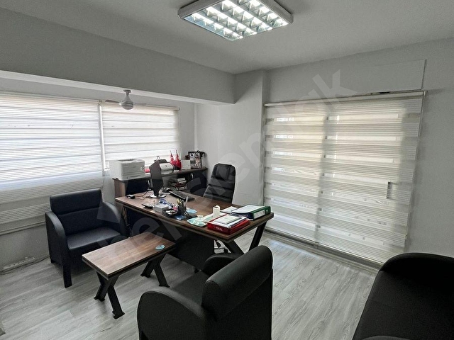 Duru dan İzmir Bayraklı da Eşyalı Kiralık Ofis/İşyeri - Görsel 2