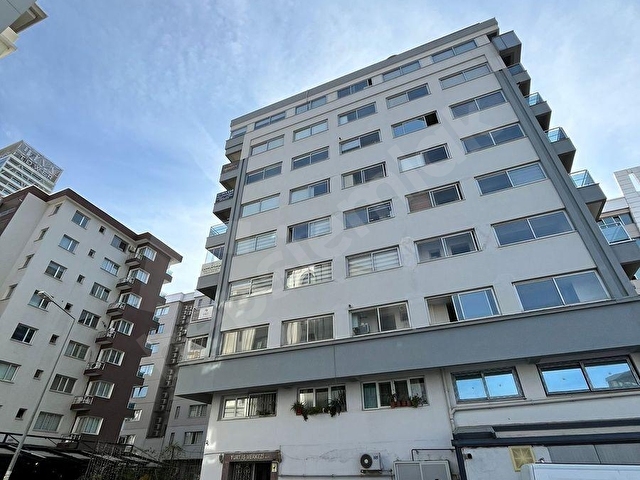 Duru dan İzmir Bayraklı da Eşyalı Kiralık Ofis/İşyeri - Görsel 21