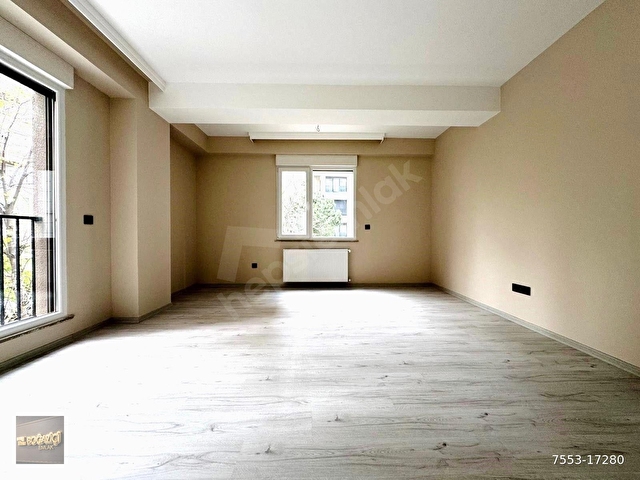 SUADİYEDE BAĞDATA YAKIN 2025 YAPIMI İSKANLI, BALKONLU, E.BANYOLU 90m2 2+1 BOŞ DAİRE - Görsel 2