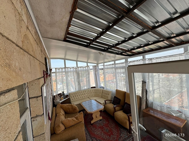 ÜRGÜP ELİT EMLAKTAN BAHÇELİEVLERDE 3 KATLI,317 m2 MÜSTAKİL EV - Görsel 22