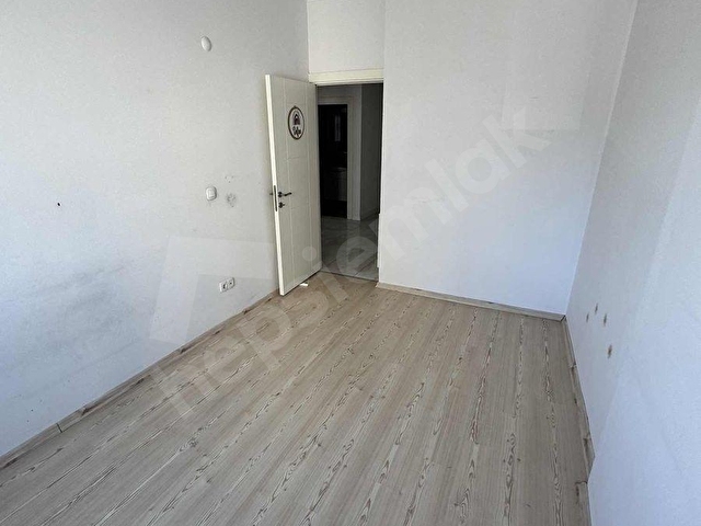 (BOŞ) AYDINEVLER MAHALLESİNDE SATILIK 2+1 DAİRE - Görsel 21
