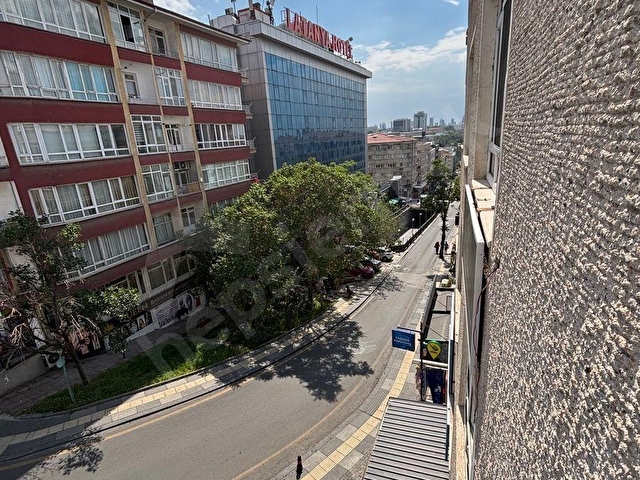 ESAT CADDESİ AKAY KÖŞESİNDE SATILIK İŞYERİ 2+1 Kombili - Görsel 20