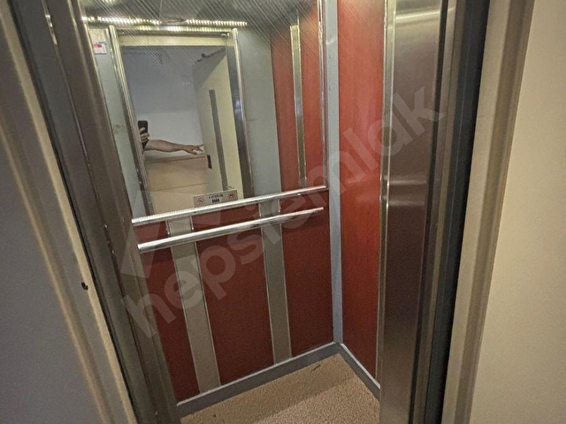 ESAT CADDESİ AKAY KÖŞESİNDE SATILIK İŞYERİ 2+1 Kombili - Görsel 27