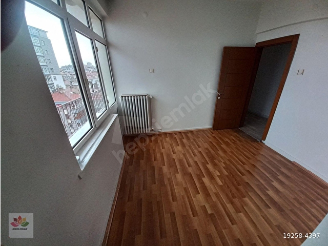 Demet Metrosuna 50 Metre Mesafede.Yapılı,3+1,Kiralık Daire - Görsel 23