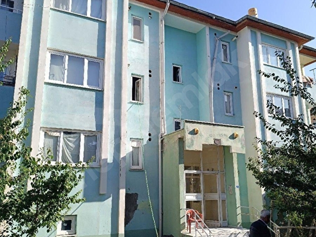 ERZİNCAN. MERKEZDE. SATİLK. 3 . KAT. KELEPİR. DAİRE