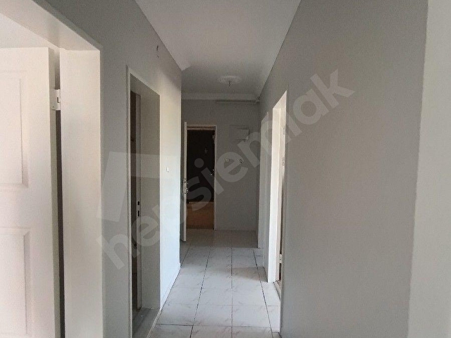 ERZİNCAN. MERKEZDE. SATİLK. 3 . KAT. KELEPİR. DAİRE - Görsel 12