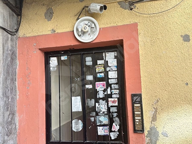KOLEJ MEKTEP SOKAKTA 3 KAT KOMBİLİ 3+1 DAİRE - Görsel 3