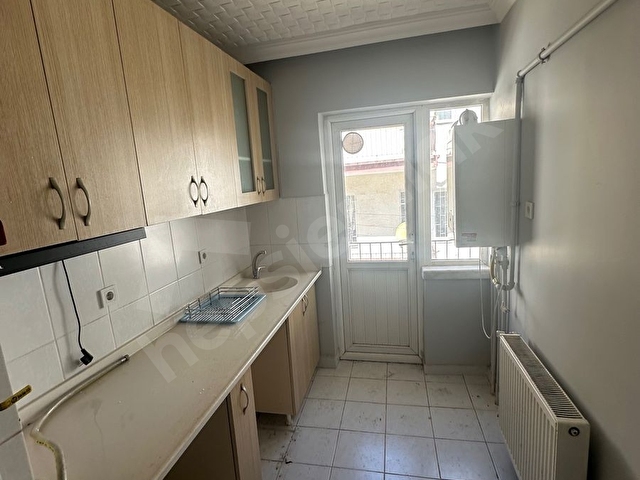 KOLEJ MEKTEP SOKAKTA 3 KAT KOMBİLİ 3+1 DAİRE - Görsel 14